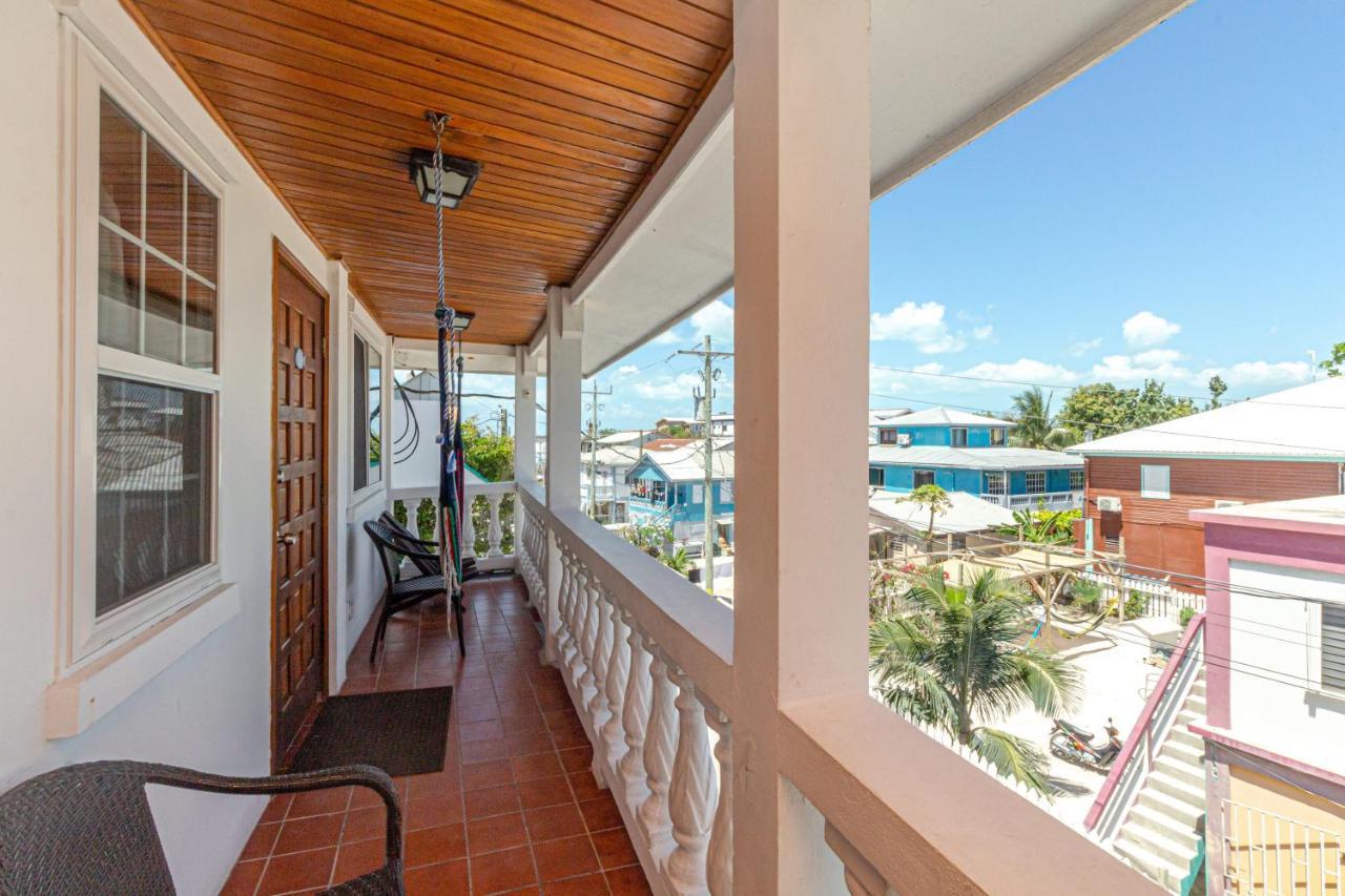 Blue Tang Inn San Pedro  Luaran gambar